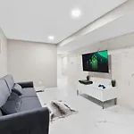 Lux White Marble Retreat Near Nyc