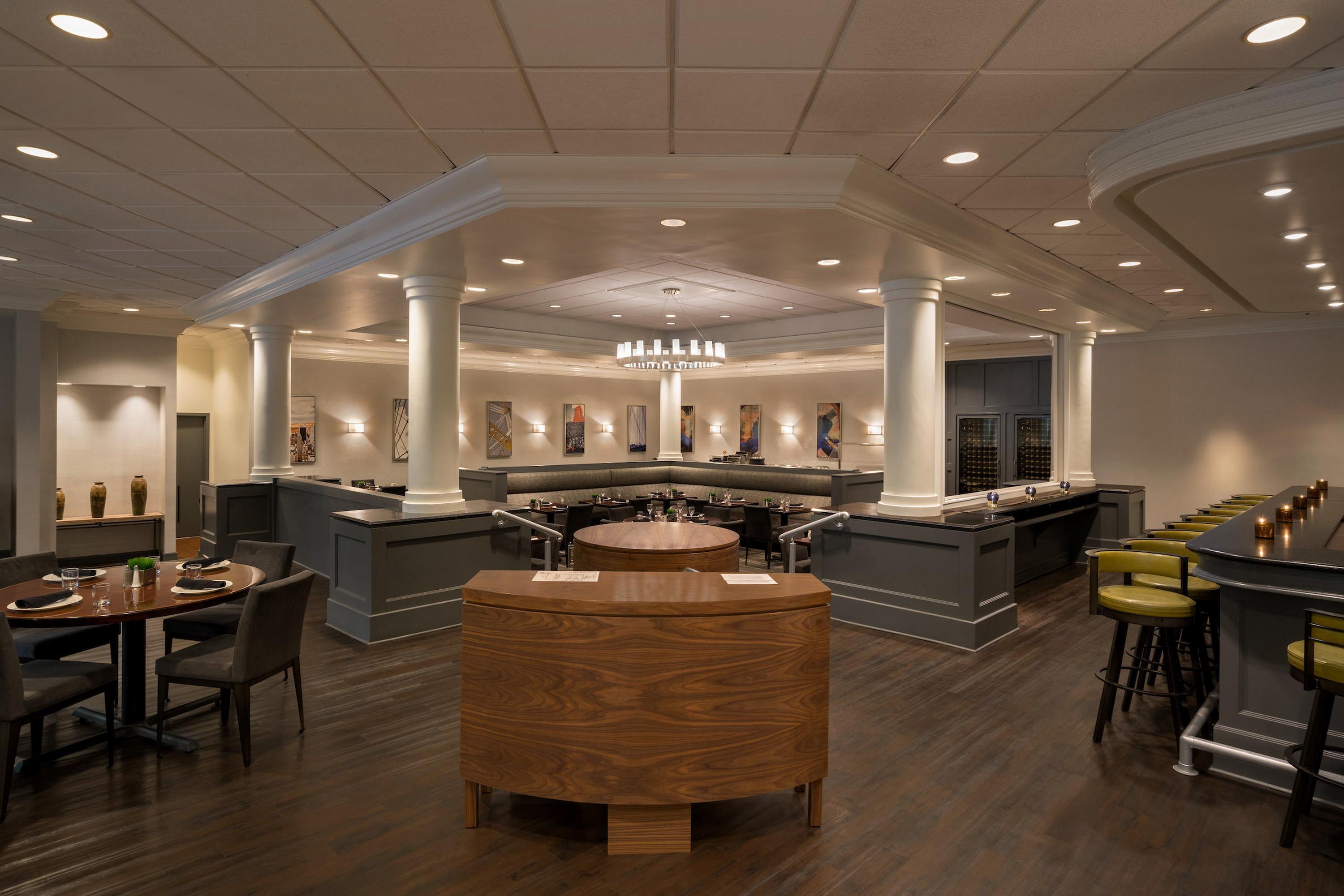 Crowne Plaza By Ihg
