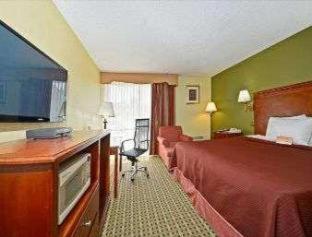 Hotel Howard Johnson By Wyndham Nj