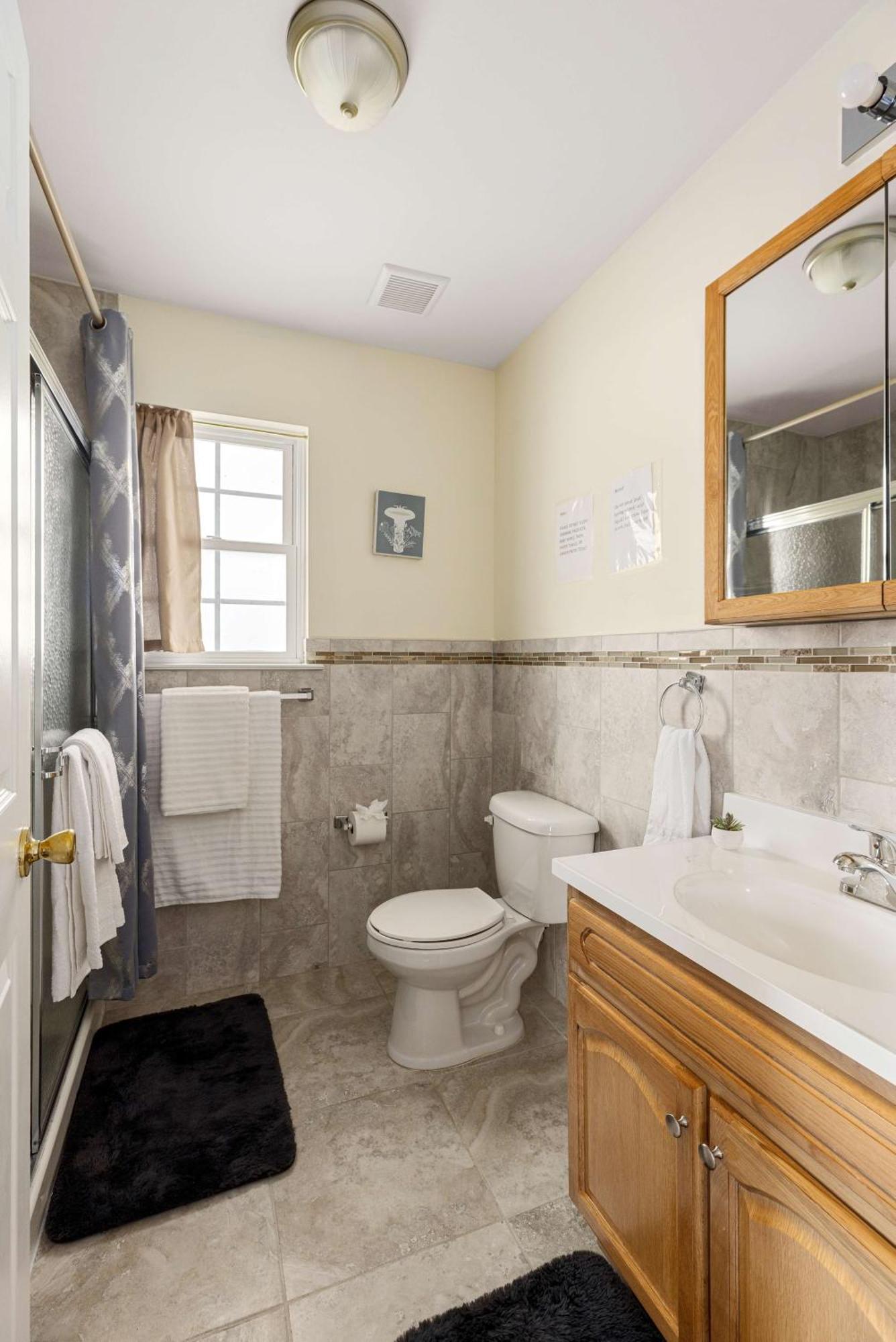 Holiday home Welcome To Pearl - 3bd 2ba - Sleeps 8 - Perfect For Families, Work Trips And *
