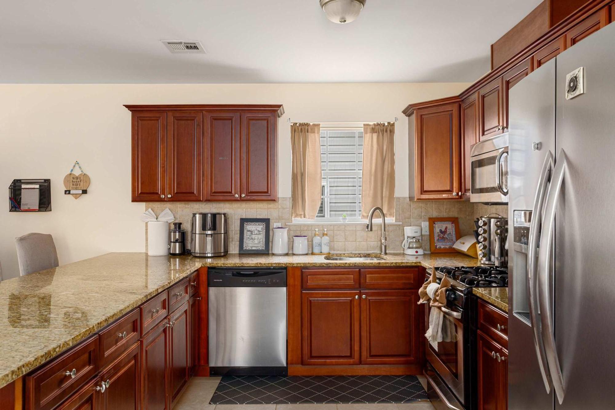 Welcome To Pearl - 3bd 2ba - Sleeps 8 - Perfect For Families, Work Trips And