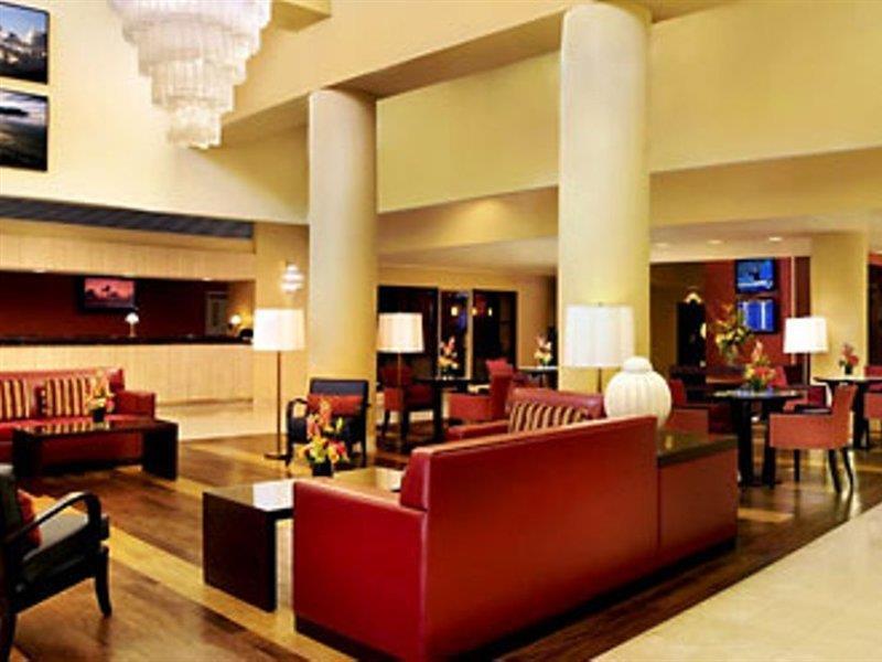 Liberty International Airport Marriott Hotel