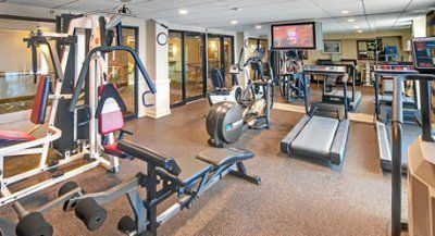Wyndham Garden Airport Hotel 3*