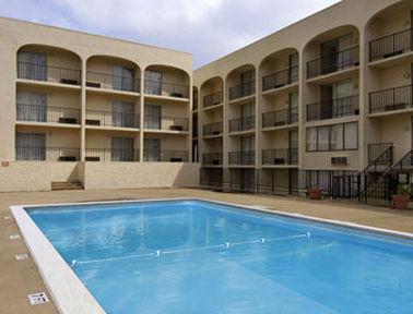 Howard Johnson By Wyndham Nj Clifton
