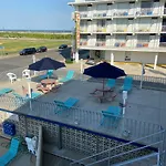 Yankee Clipper Resort Motel