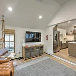 Ocean Grove Apt With Balcony 1 Block To The Beach!
