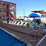 Cloud 9 Inn