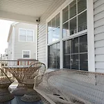 Amazing!!!! Luxury 5Br, Steps To Beach And Fun! Fully Renovated Beach House!