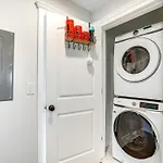 Long Branch Getaway - Walk To Beaches And Dining!