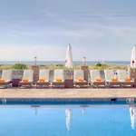 Ocean Club Hotel