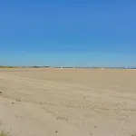 Wildwood Crest Condo With Pool And Beach Access!