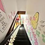 Spacious 4 Bedroom Apartment Close To Nyc