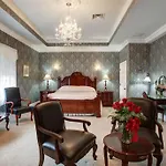 Wilbraham Mansion