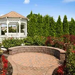 Ramada By Wyndham Toms River