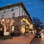 Lambertville House