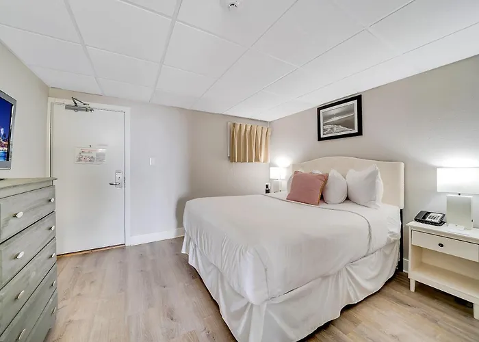 Montreal Beach Resort