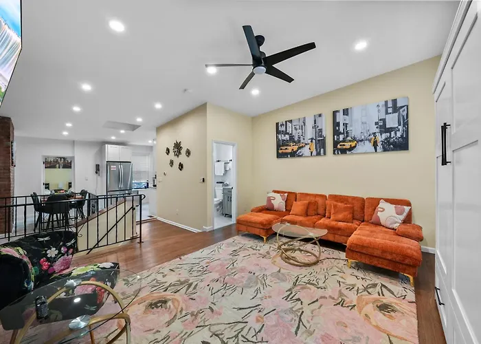 2Br,2Bath, 4Beds, Sleeps 6, 10 Min To Nyc, 10 Min To Path