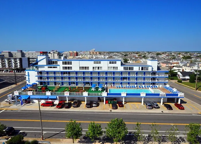 Admiral Resort Motel