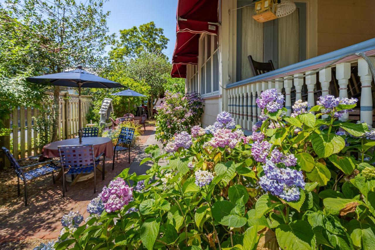 Antoinette's & 2* Cape May