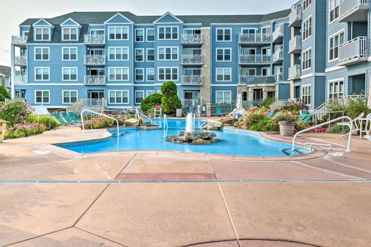 Apartment Oceanfront Resort, Year-round Pools, Private *