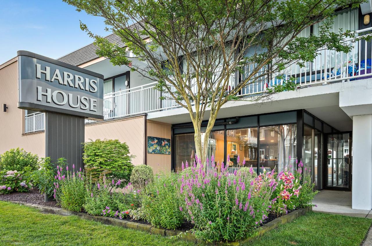 Harris House By The 2*