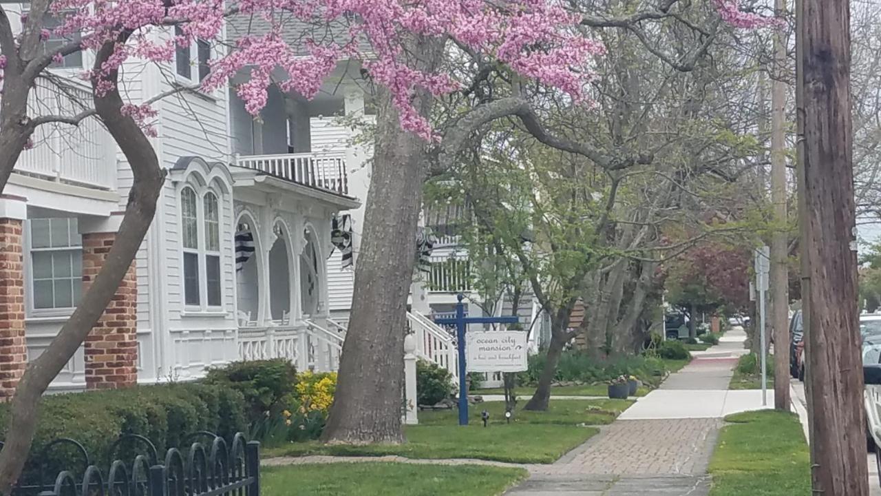 Ocean Mansion Bed & Breakfast 2*