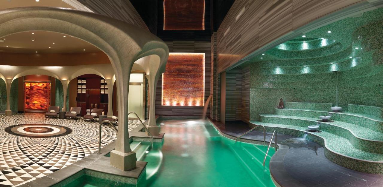 Hotel Ocean Casino 4*