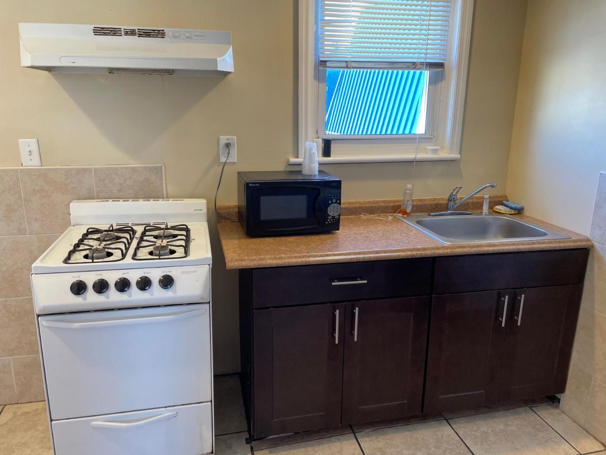 3 Bedroom Apartment *