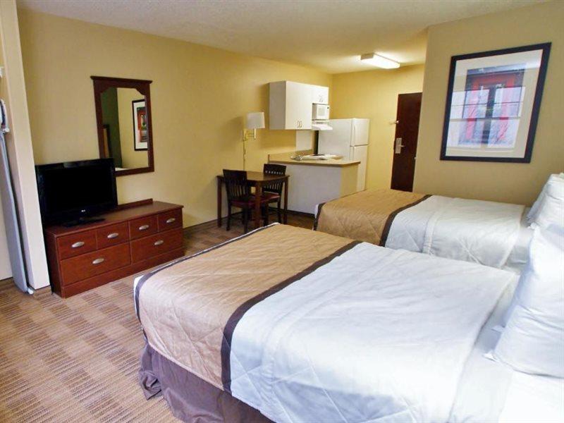 Hotel Extended America - - Raritan Center 2*