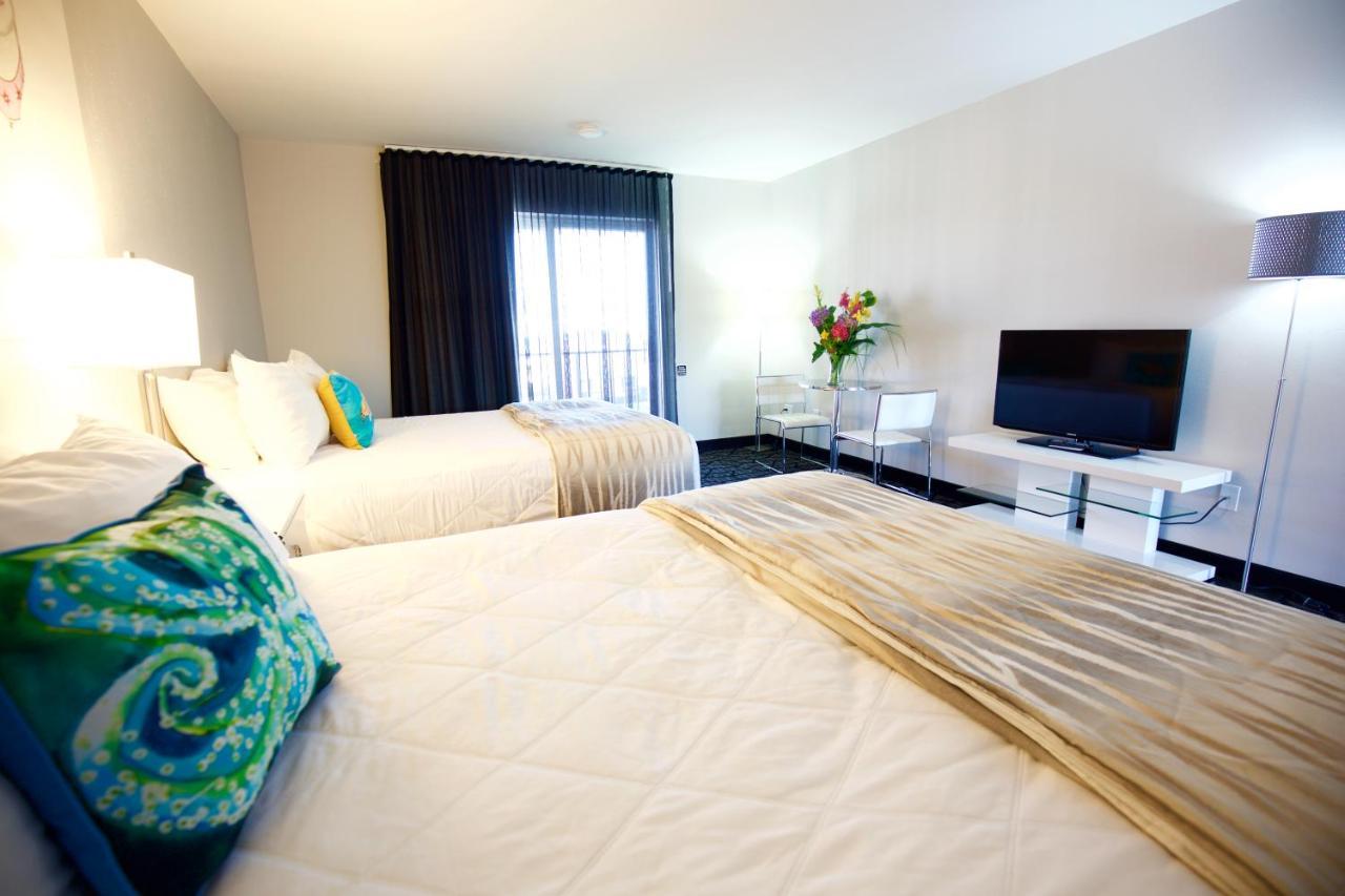 Periwinkle Hotel
