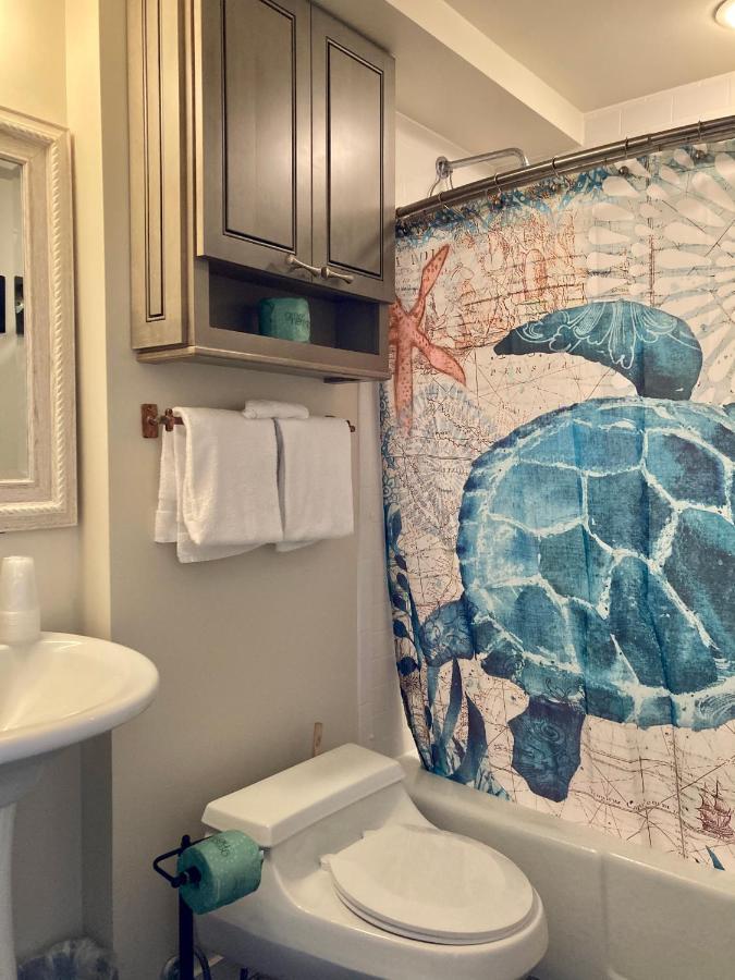 Le Boot Oceanfront Suites Motel 3*