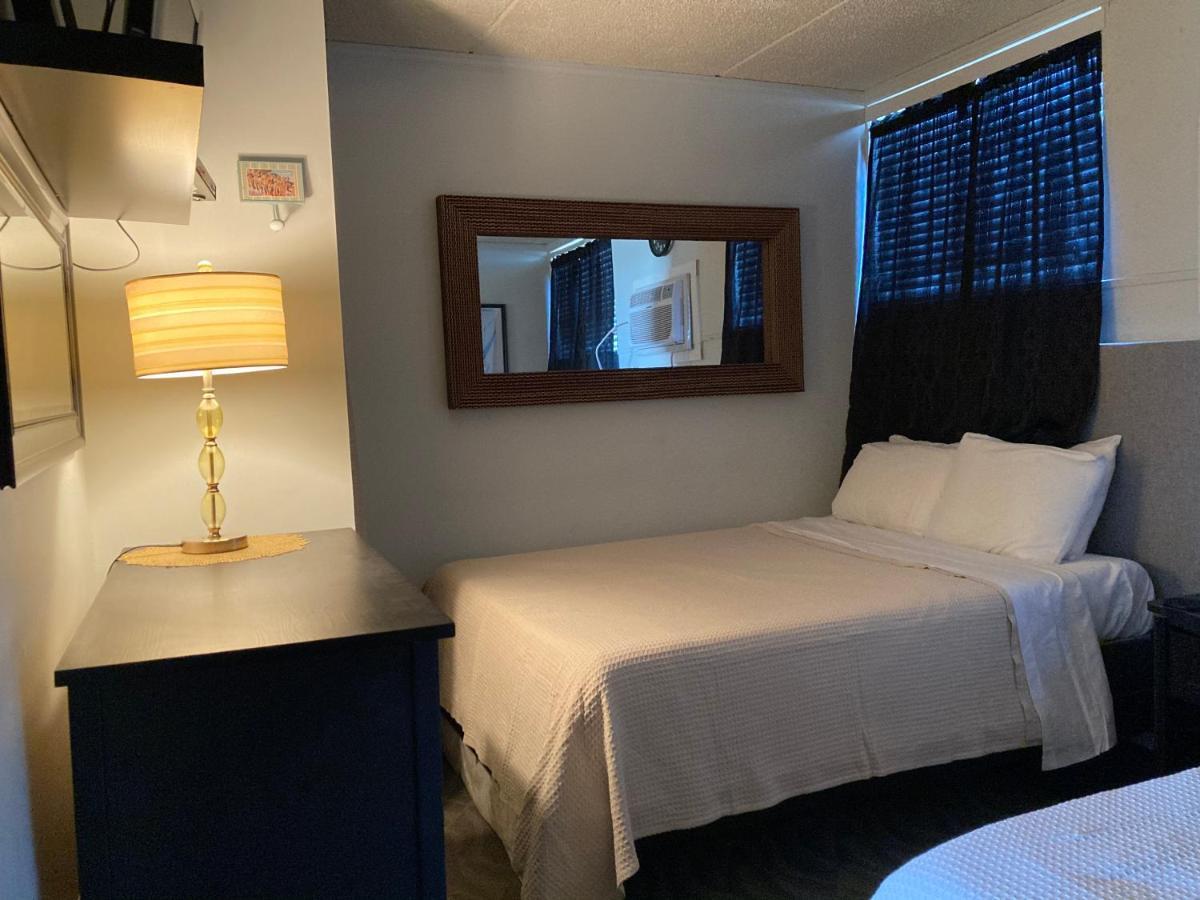 Motel Le Boot Oceanfront Suites