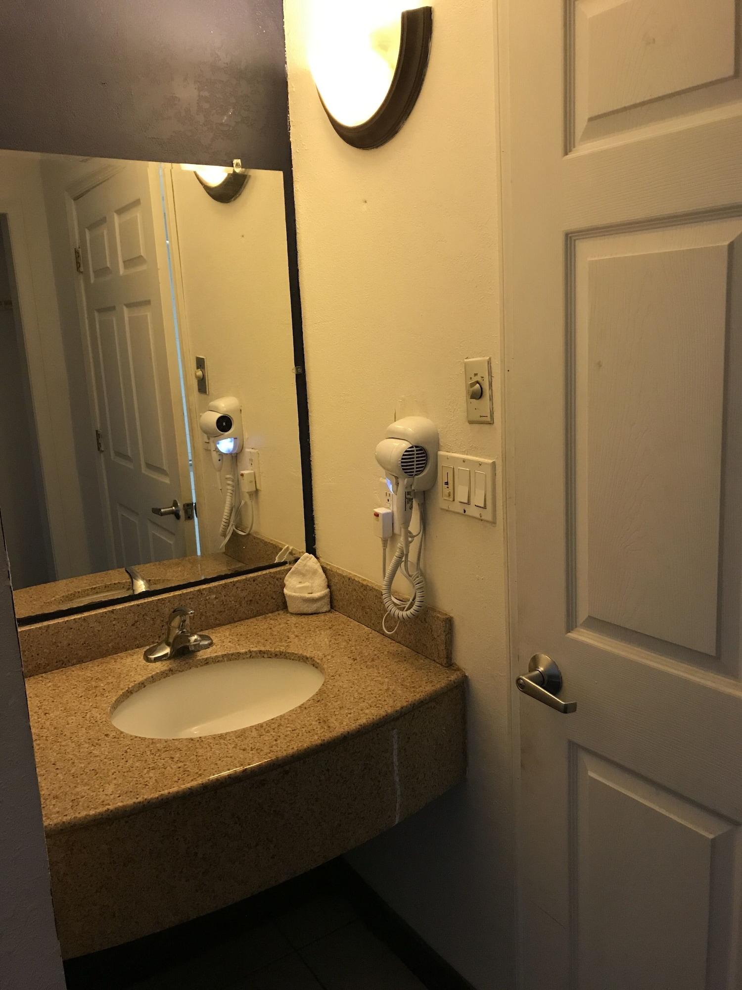 Superlodge Absecon/atlantic Motel
