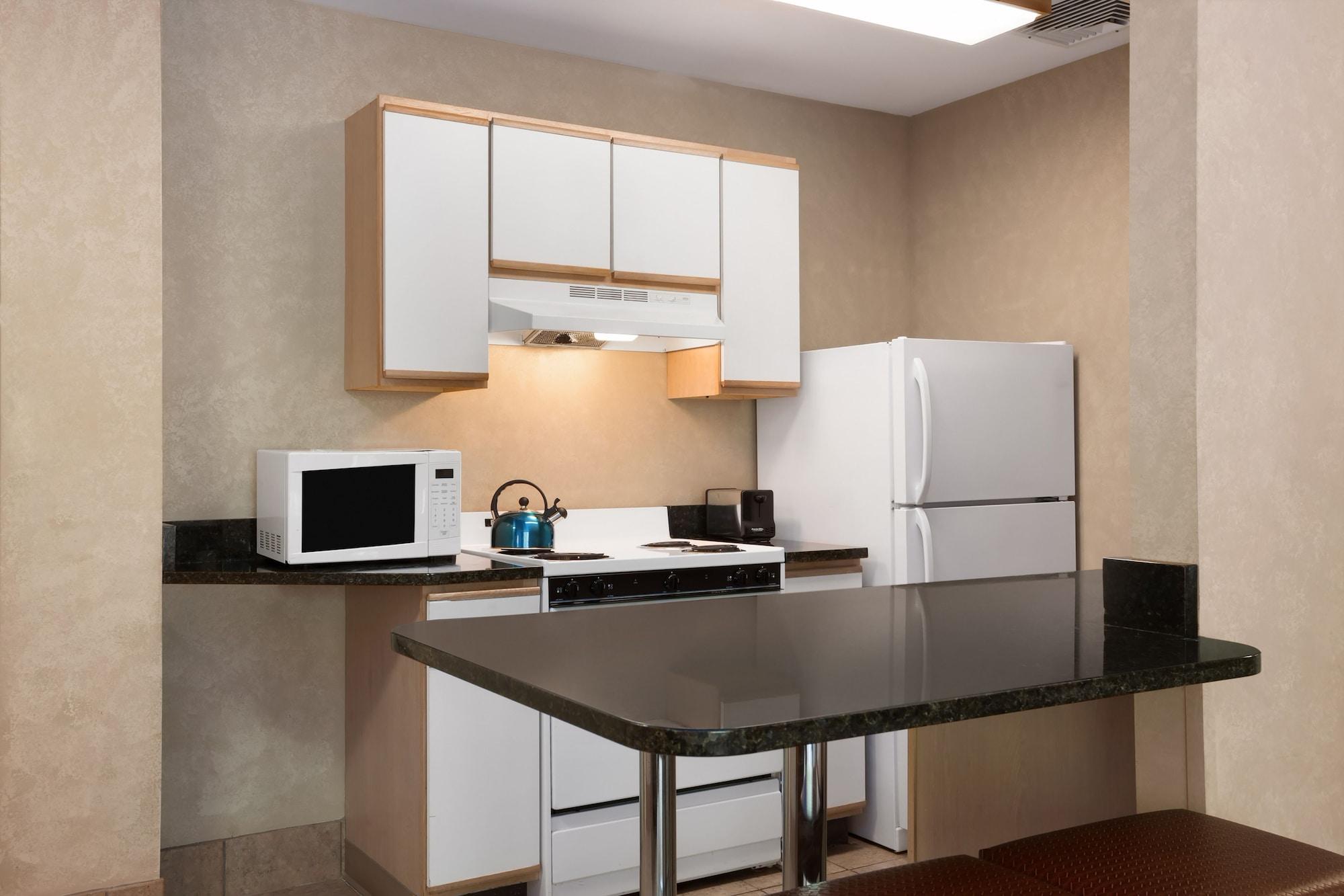 Ramada By Wyndham Hotel 4*