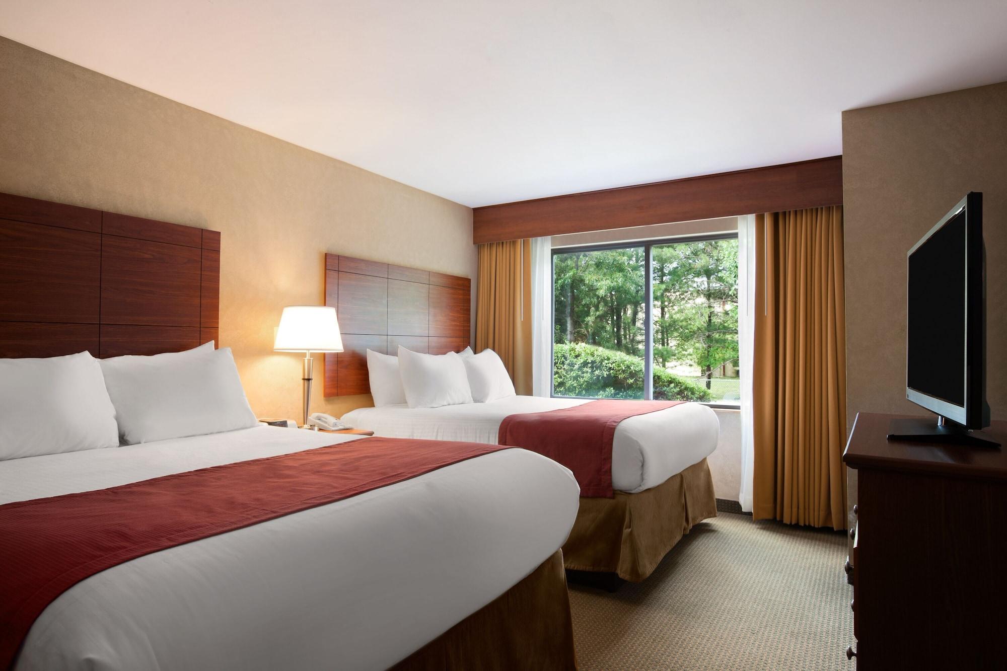 Hotel Ramada By Wyndham Toms River