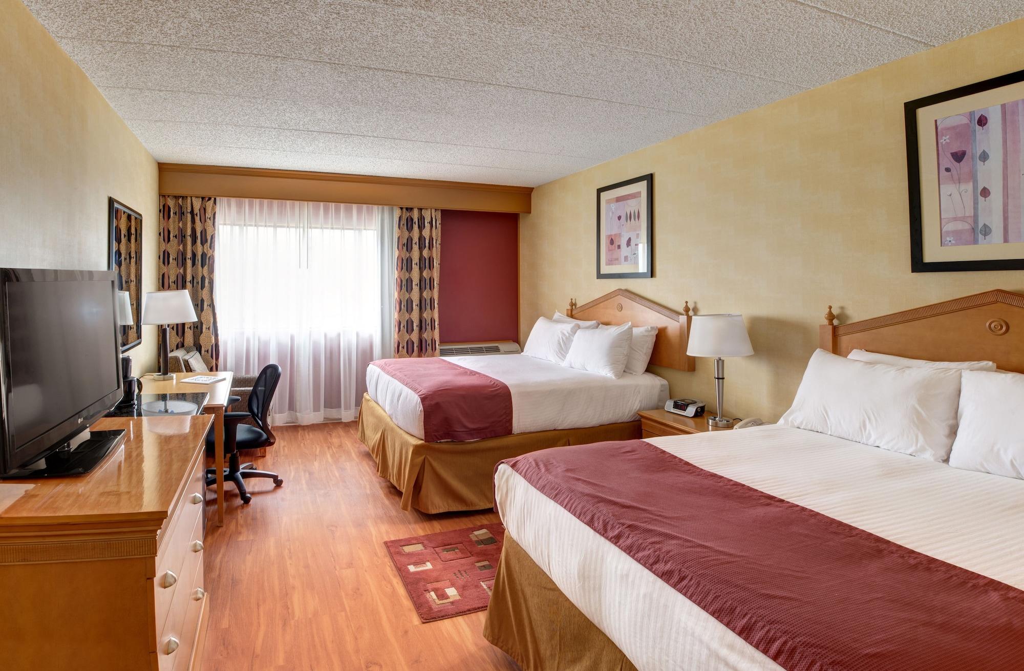 Ramada By Wyndham Hotel Toms River