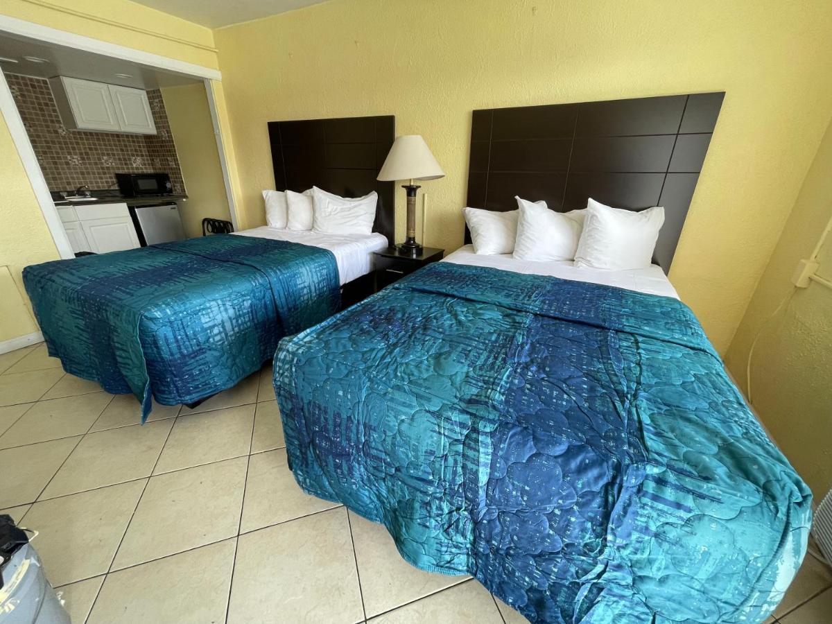 Sandy Shores Motel 2*