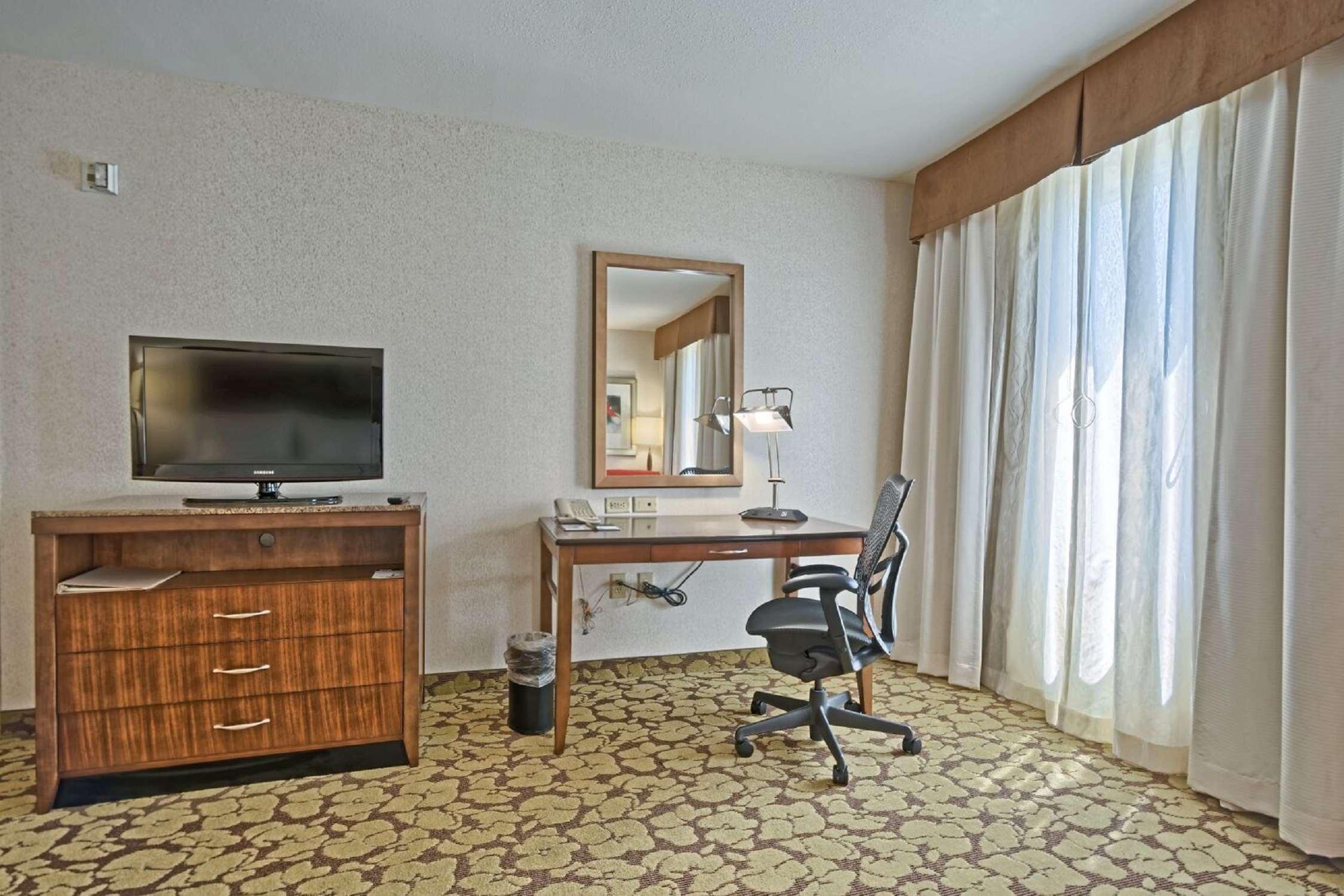 Hilton Garden By Hilton Mount Laurel