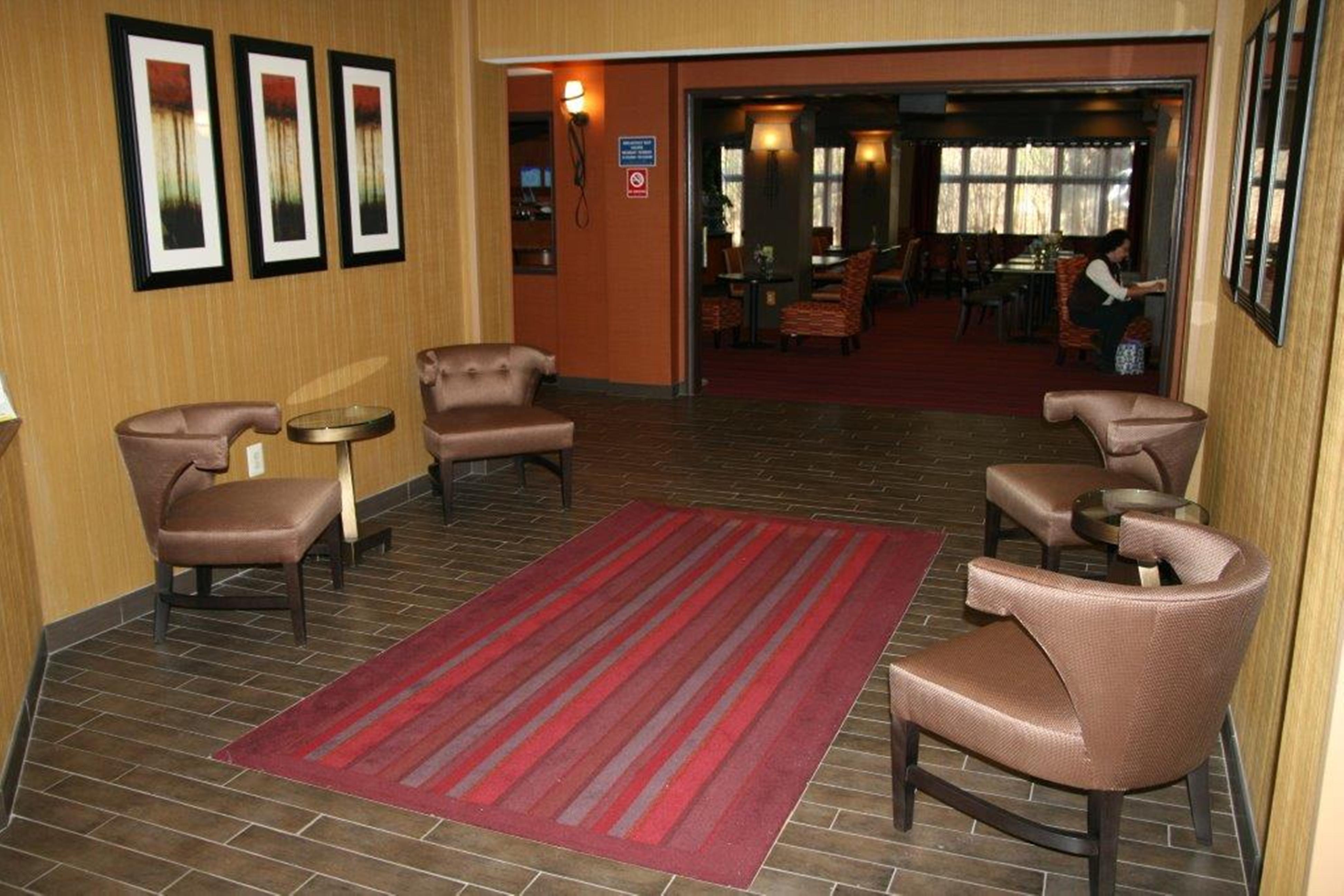 Express & Millville By Ihg 2*