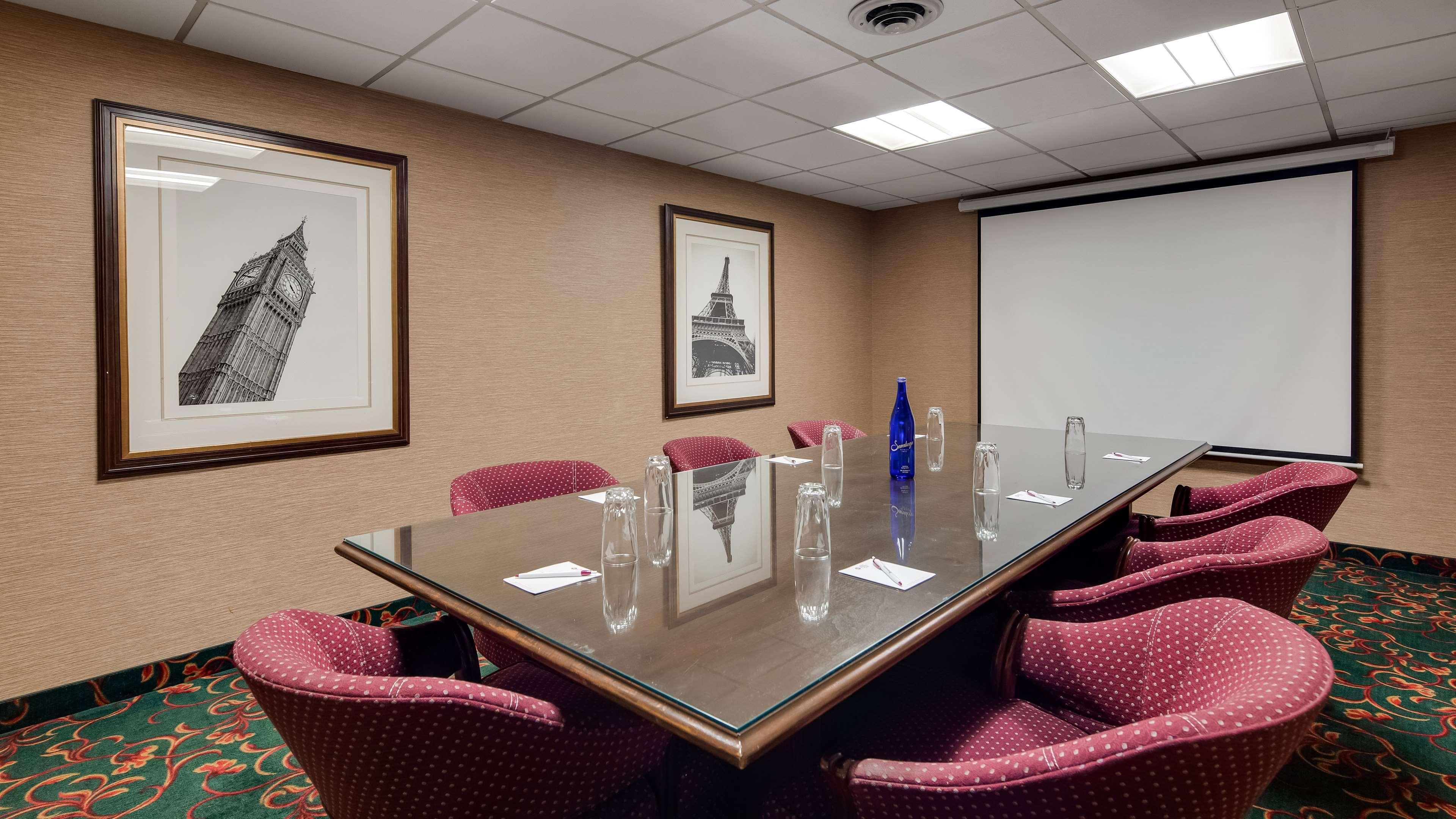 Western Inn-florham Park Hotel 3*