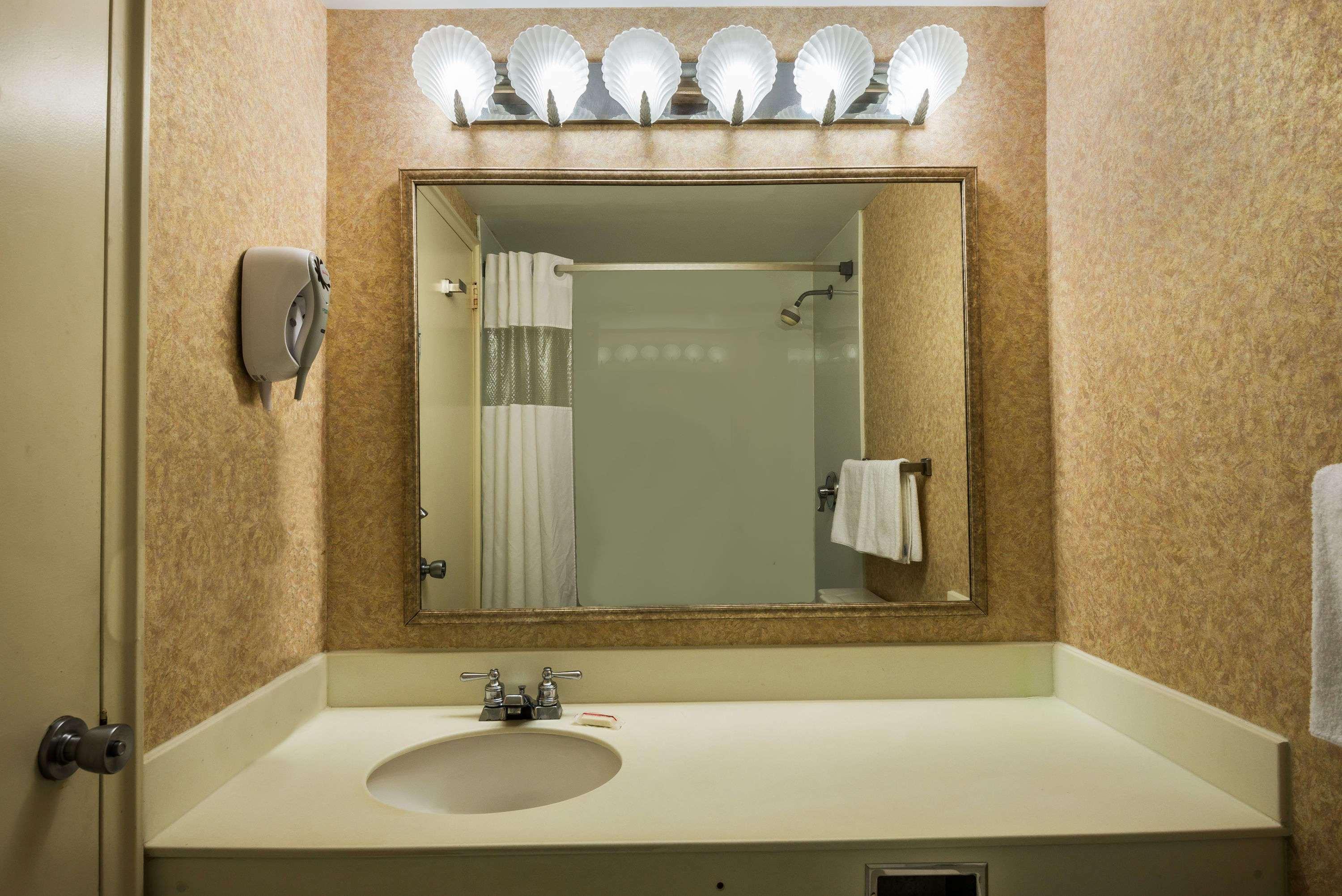Days By Wyndham Atlantic Oceanfront-boardwalk 2*