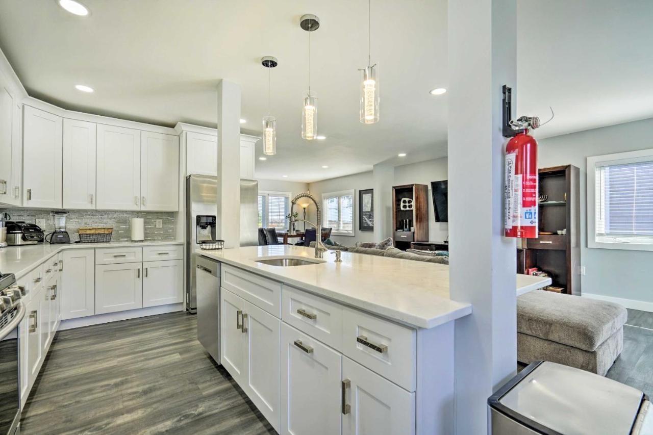 Holiday home Getaway Grill, 1 Block To Beach! Long Branch