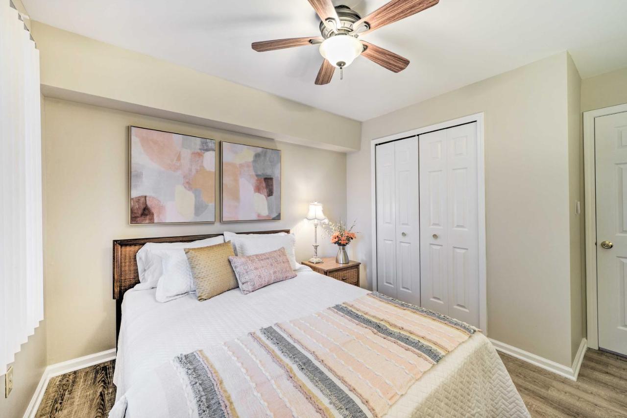 With Access And Pool Views Apartment *