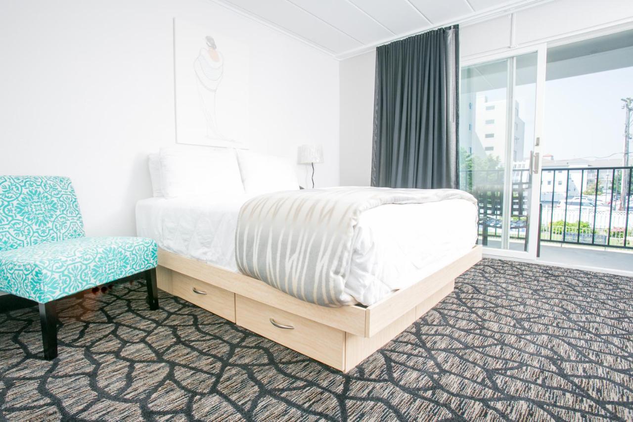 Hotel Periwinkle