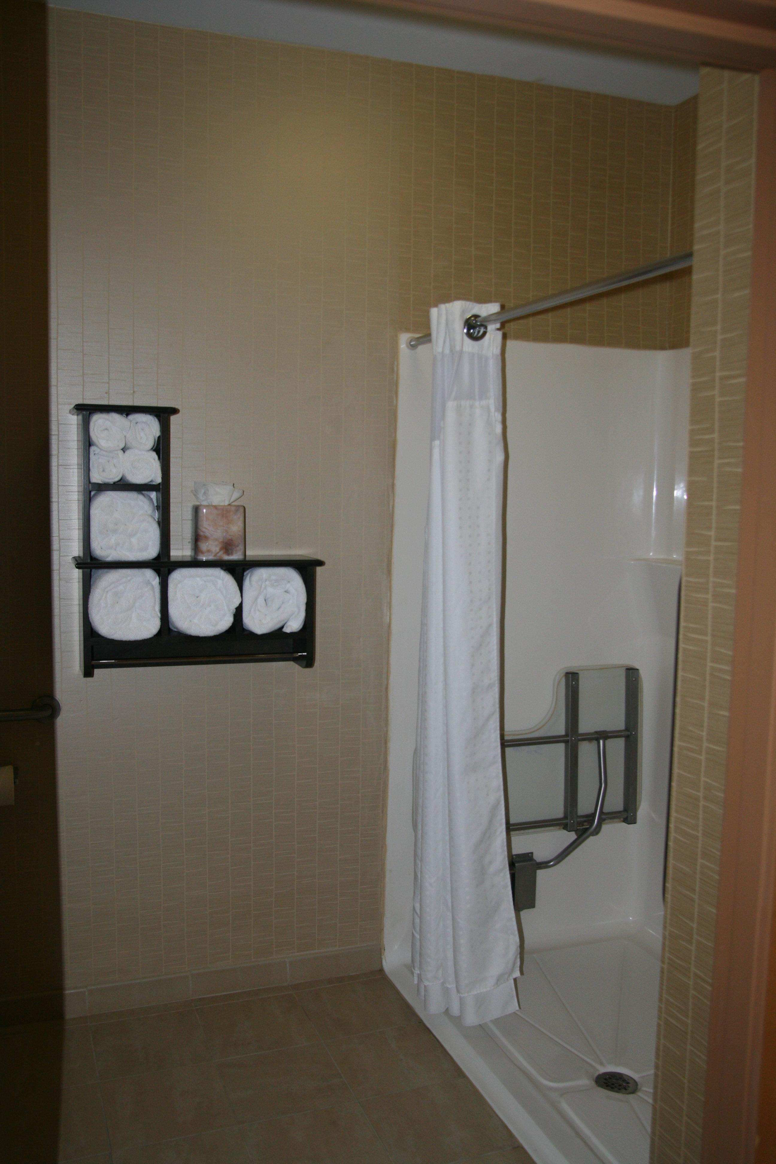Express & Millville By Ihg Hotel Vineland