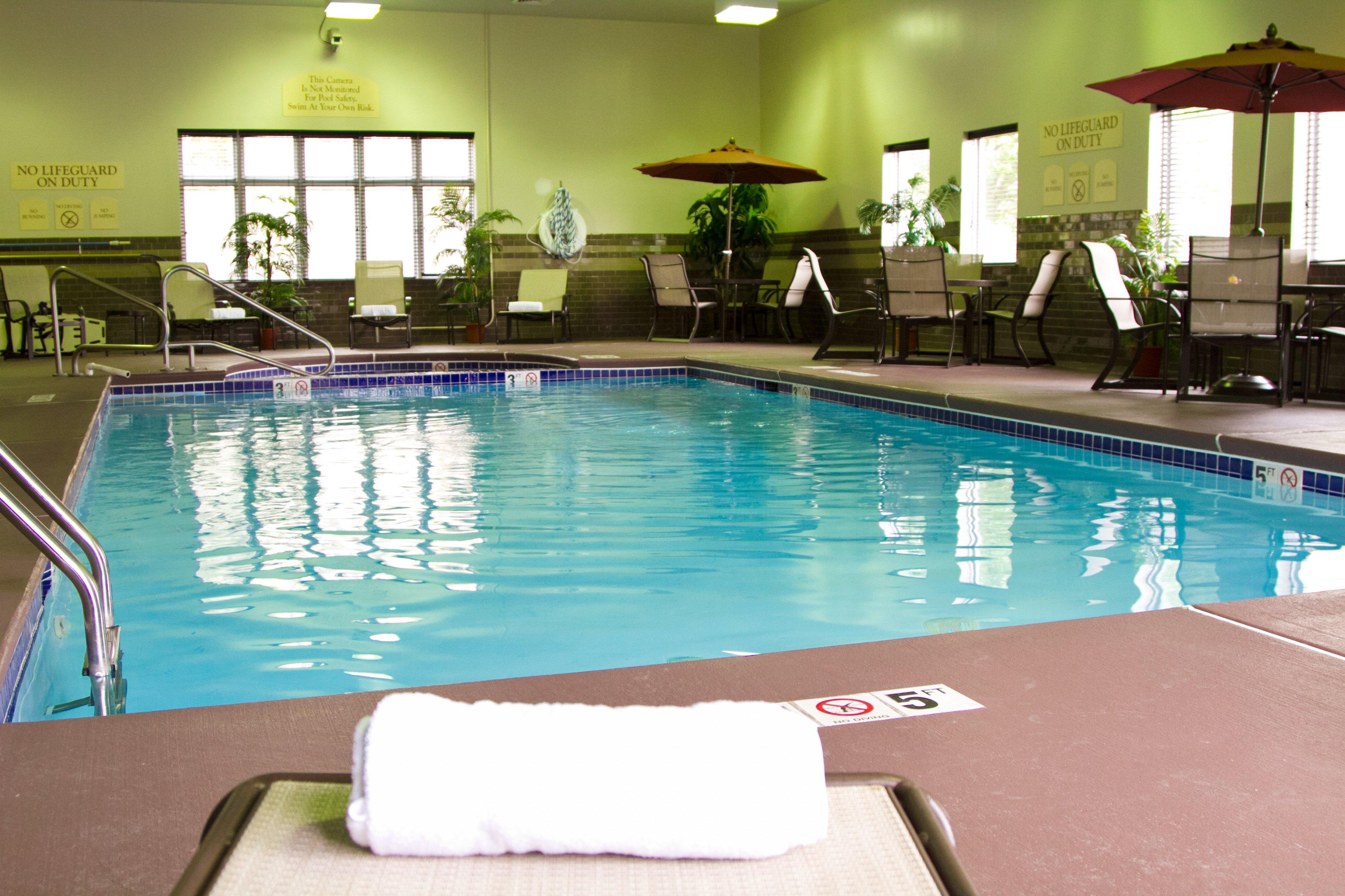 Hotel Express & Millville By Ihg