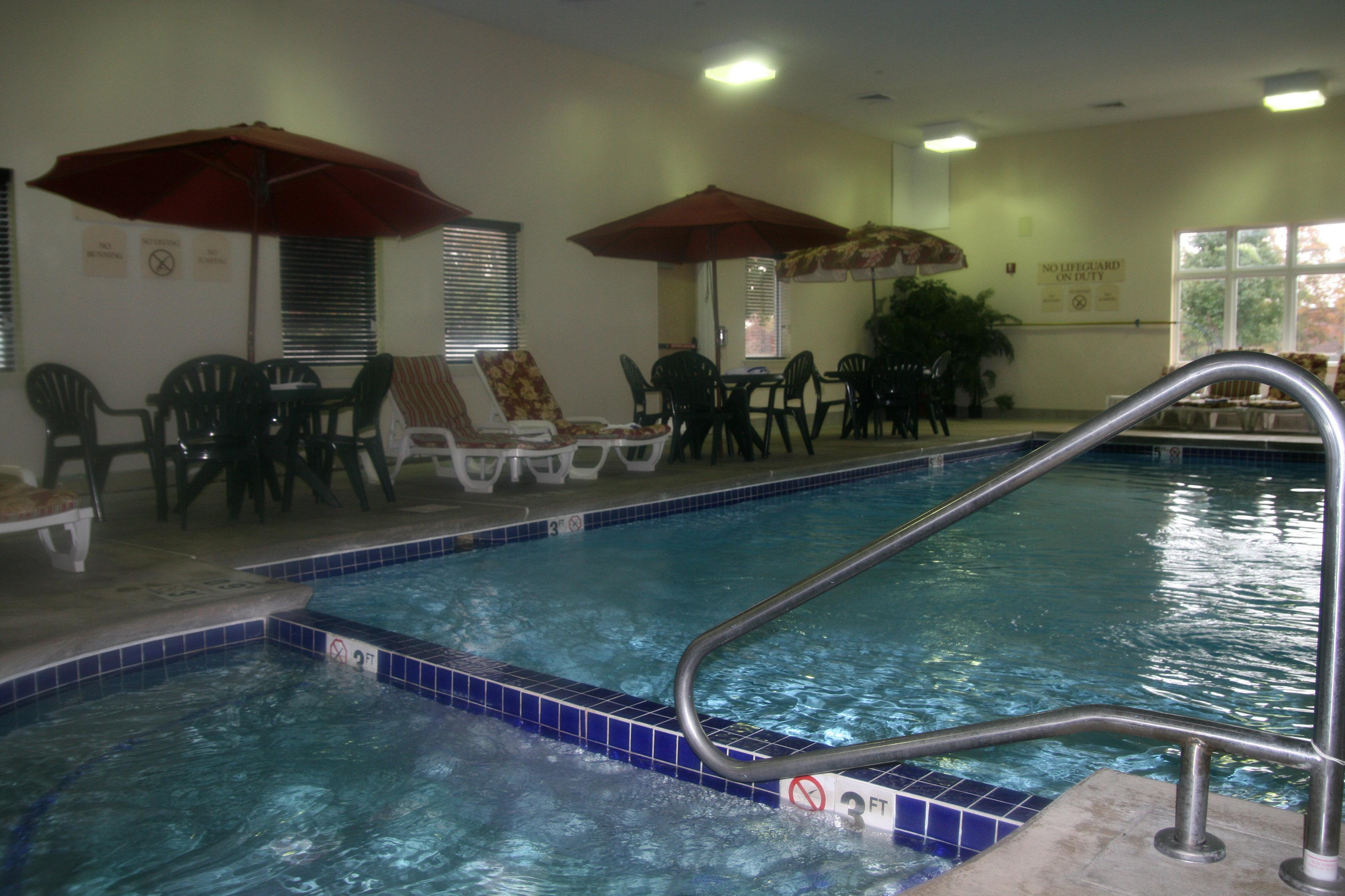 Express & Millville By Ihg