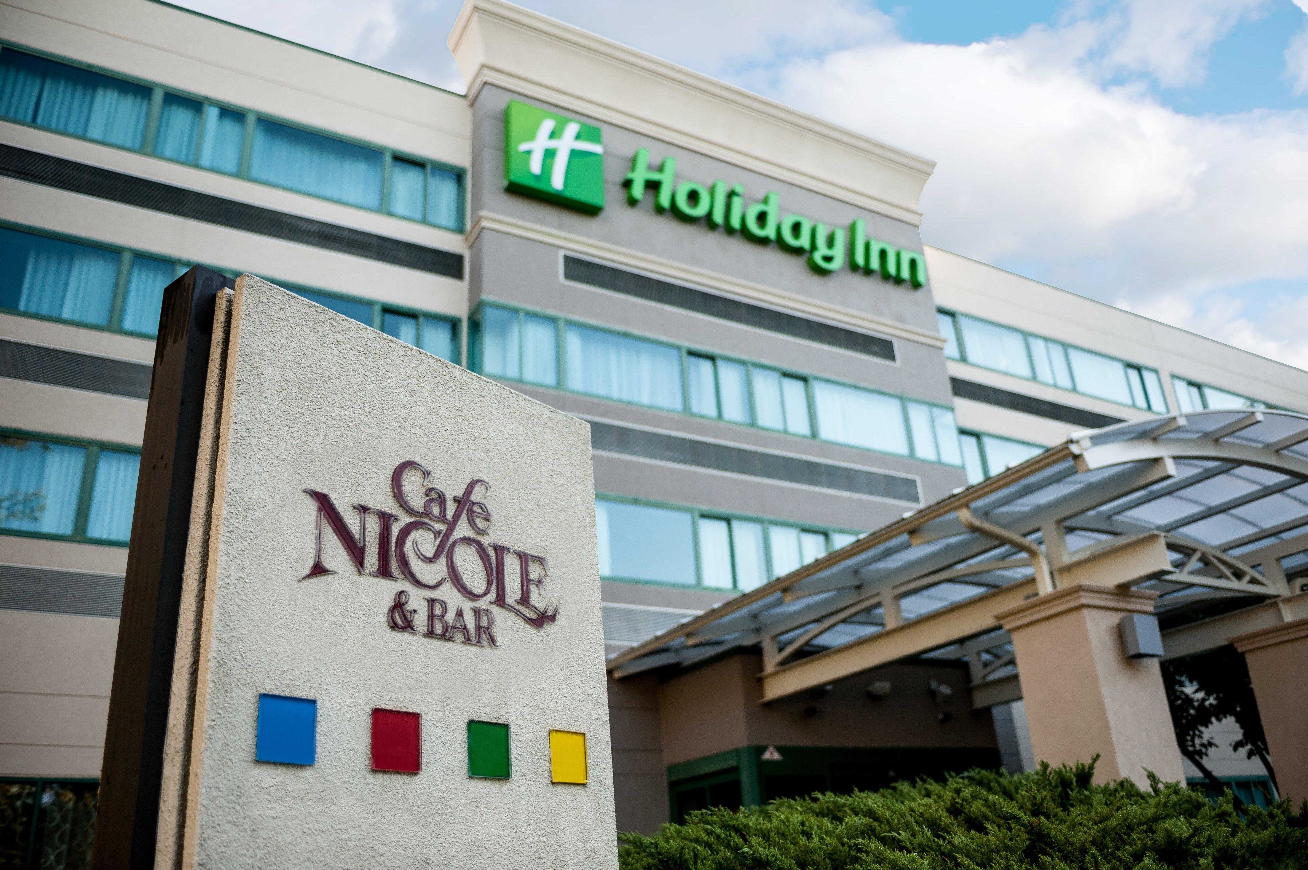 By Ihg
