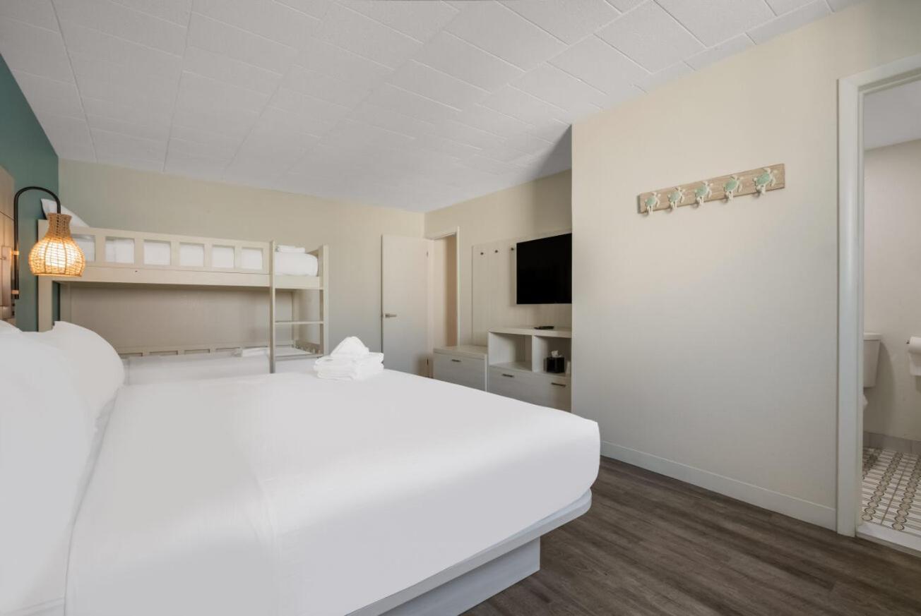 Oceanfront/boardwalk 4*