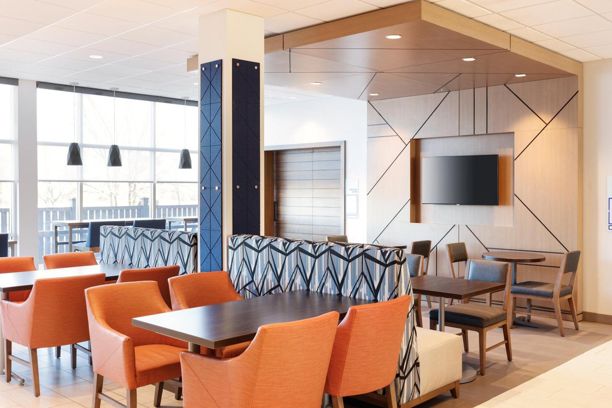 Express & Millville By Ihg Hotel Vineland